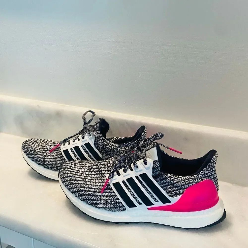 Adidas Ultra Boost 4.0 Lace Up Athletic Running Sneakers Shoes Black Pink Size 7